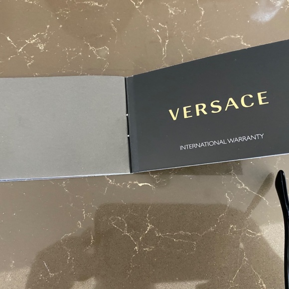 Versace Men’s Sunglasses - Picture 4 of 7